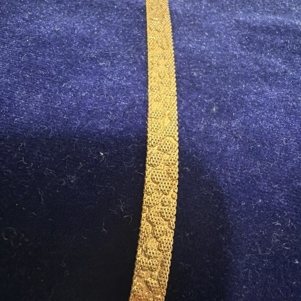 Vintage Gold Tone Mesh Bracelet Flexible Metal Chain Bangle